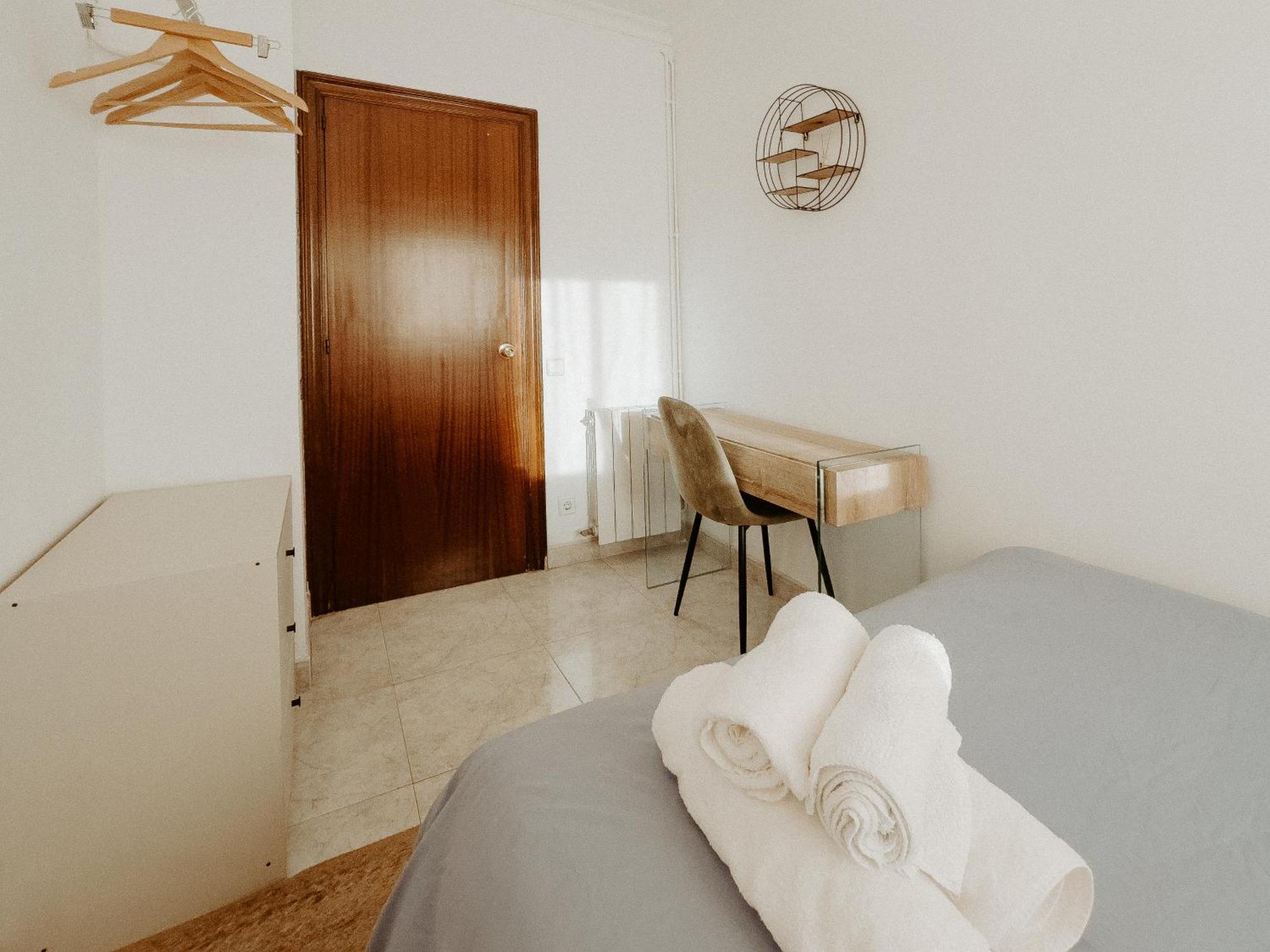 Charming Rooms In Shared Apartment Near Camp Nou Barcelona Rom bilde