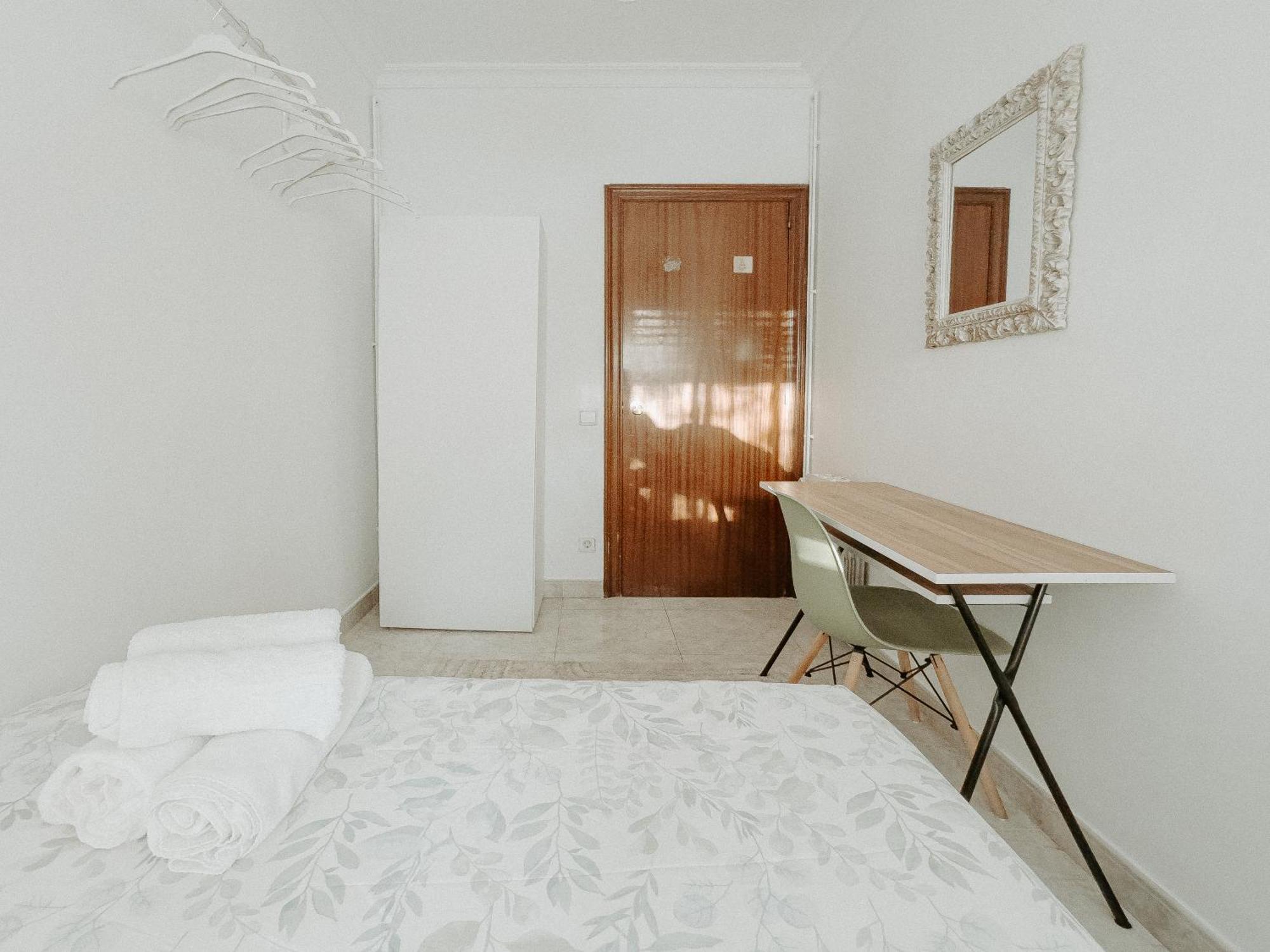Charming Rooms In Shared Apartment Near Camp Nou Barcelona Rom bilde